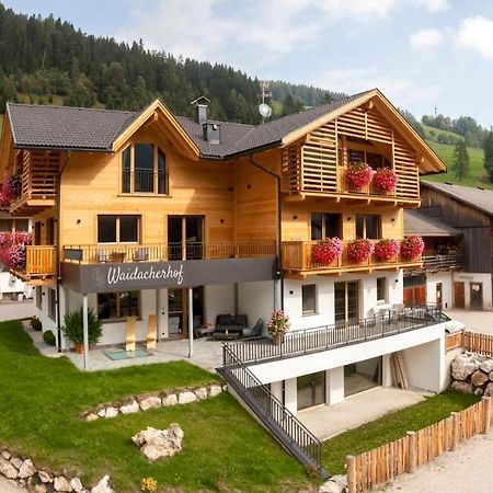 Waidacherhof Apartments Braies  Dış mekan fotoğraf