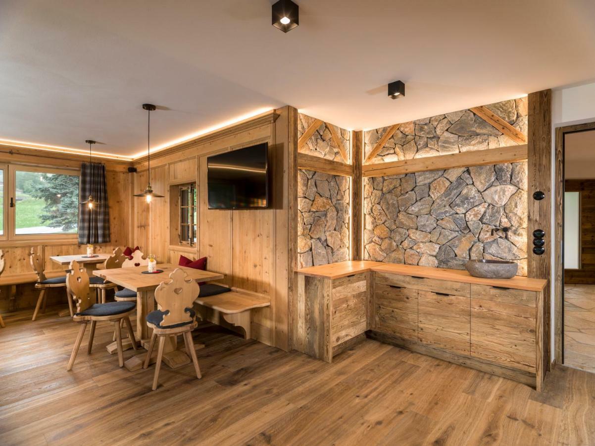 Waidacherhof Apartments Braies  Dış mekan fotoğraf